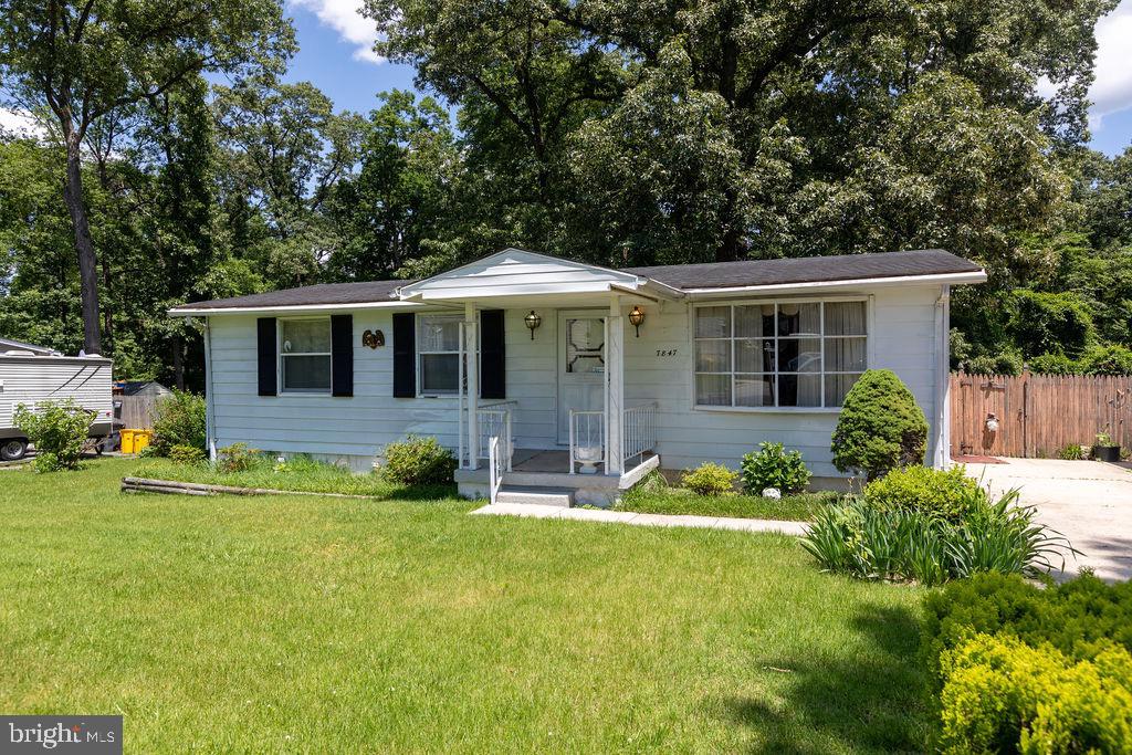 7847 East Shore Road Pasadena, MD 21122 - Photo 3 of 30 Gallery Image 3
