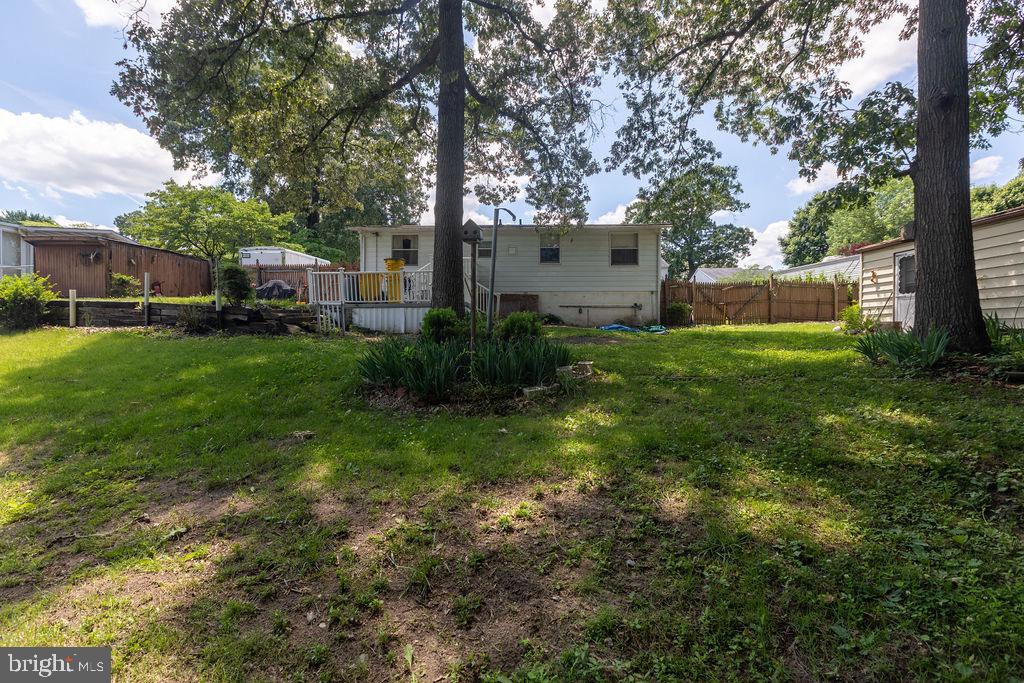 7847 East Shore Road Pasadena, MD 21122 - Photo 26 of 30 Gallery Image 26