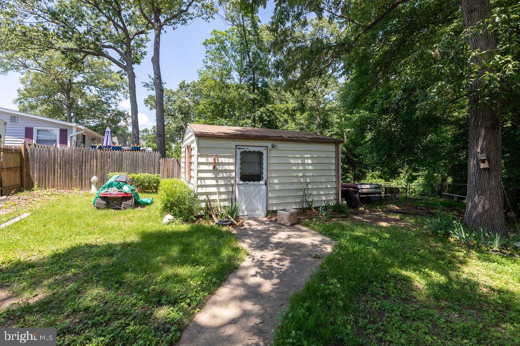 7847 East Shore Road Pasadena, MD 21122 - Photo 27 of 30 Gallery Image 27