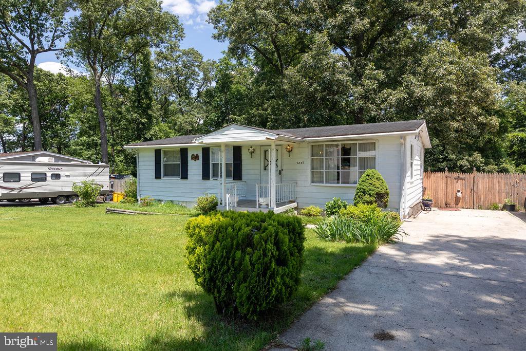 7847 East Shore Road Pasadena, MD 21122 - Photo 6 of 30 Gallery Image 6