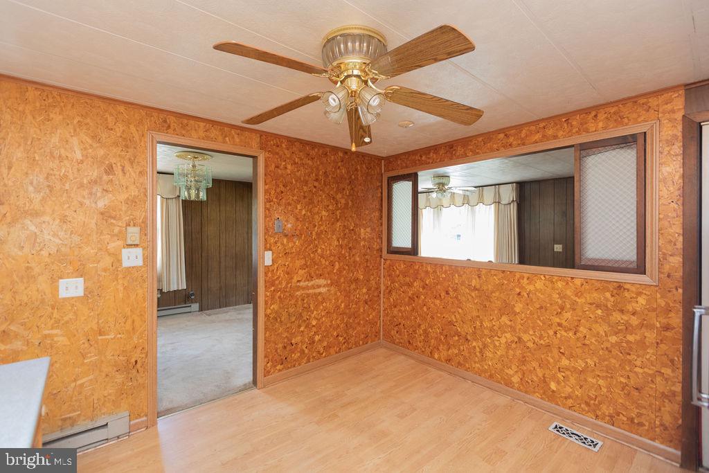 7847 East Shore Road Pasadena, MD 21122 - Photo 9 of 30 Gallery Image 9