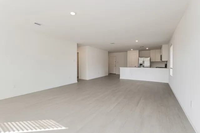 $1,575 | 12113 Kellsway Court, Conroe, TX 77306