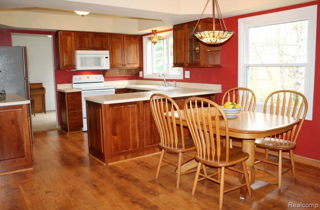 44727 Brookside Road Plymouth, MI 48170 - Photo 12 of 37 IMG_8333.jpg