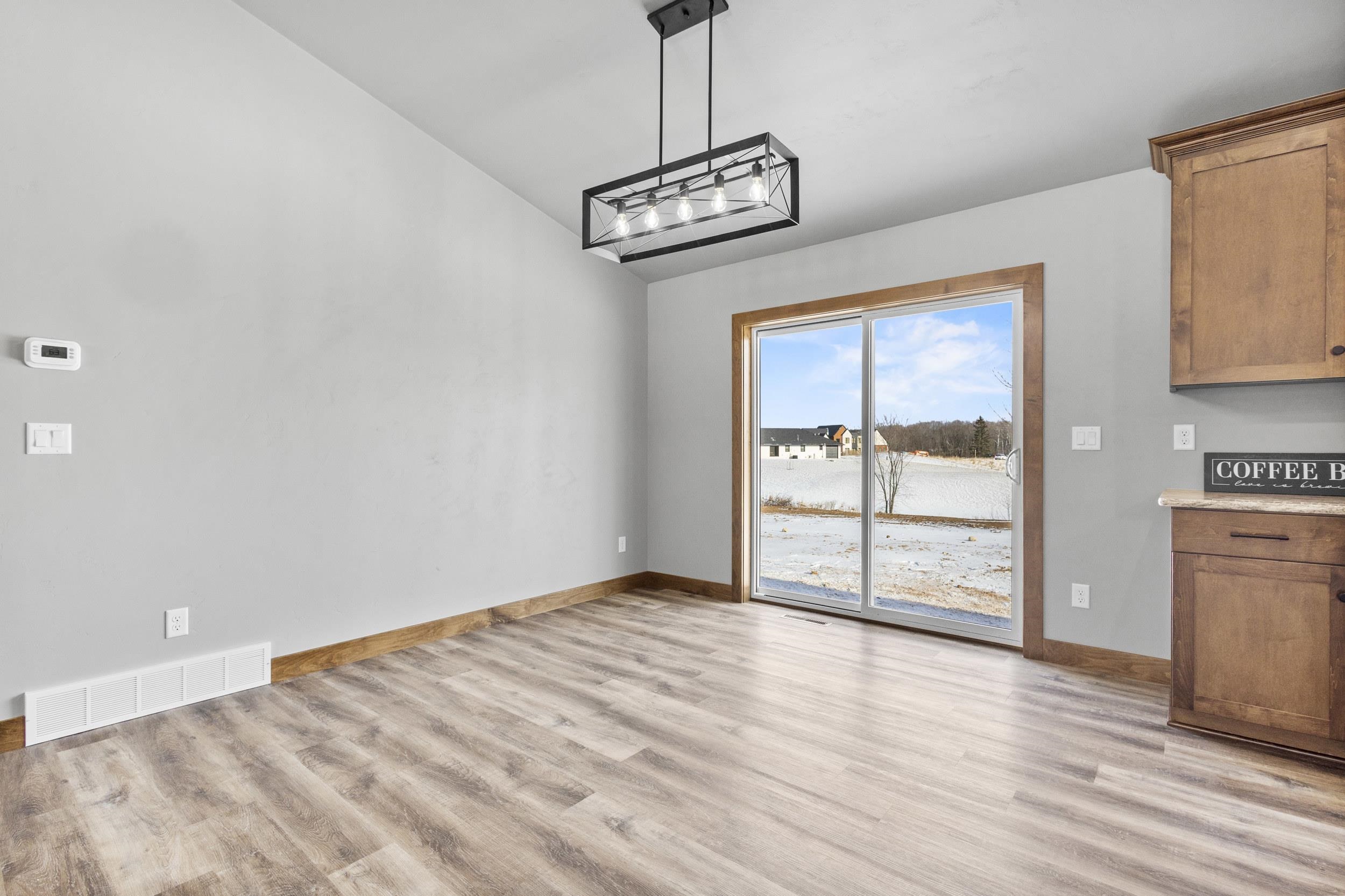 3382 Largo Ridge Drive Green Bay, WI 54311 - Photo 14 of 30