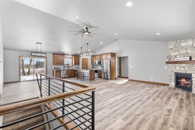 $499,900 | 3382 Largo Ridge Drive, Green Bay, WI 54311