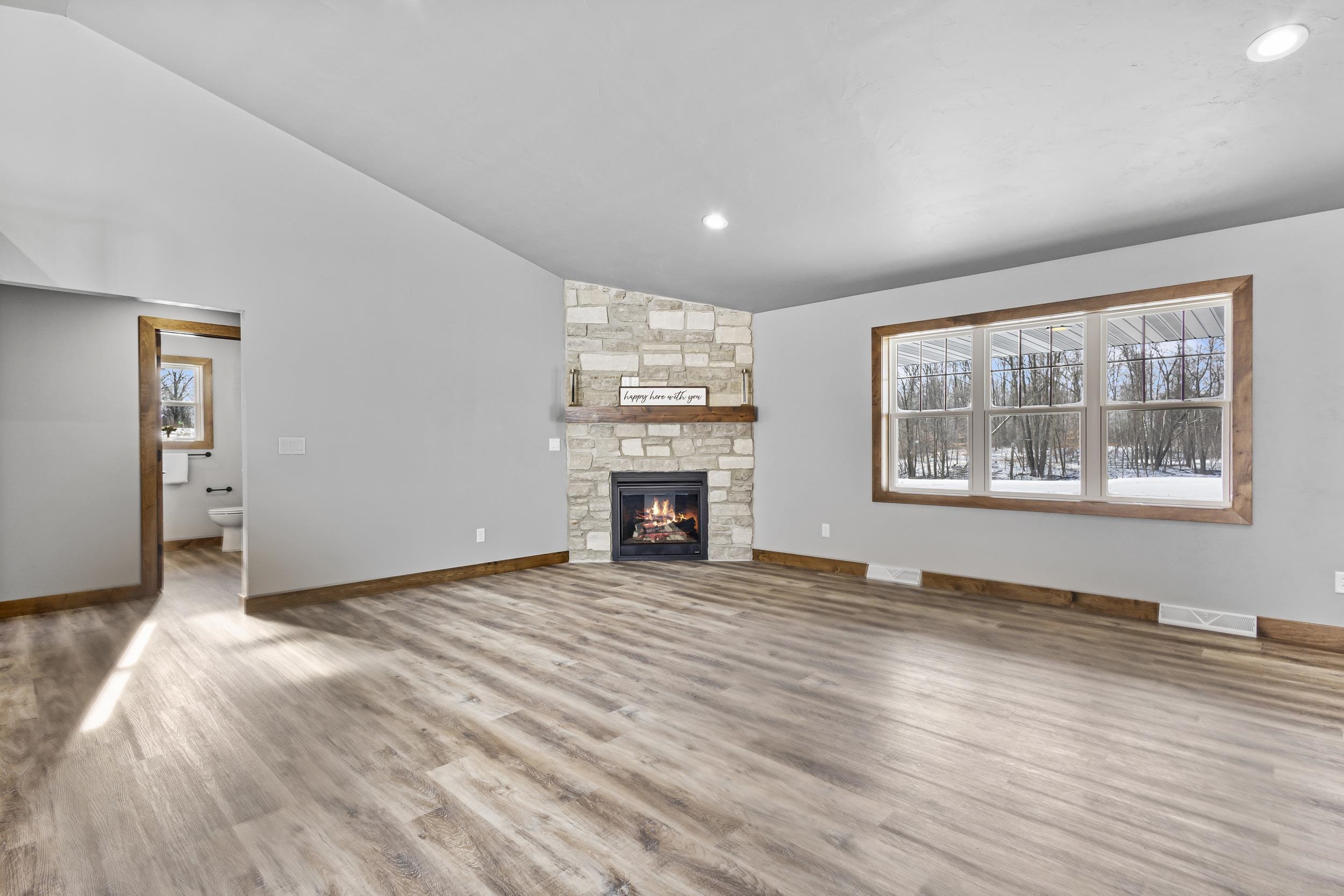 3382 Largo Ridge Drive Green Bay, WI 54311 - Photo 7 of 30