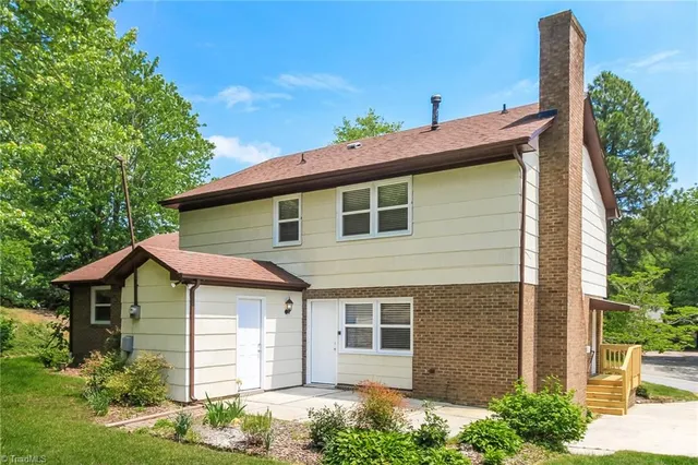 $2,230 | 999 Nottingham Road, High Point, NC 27262