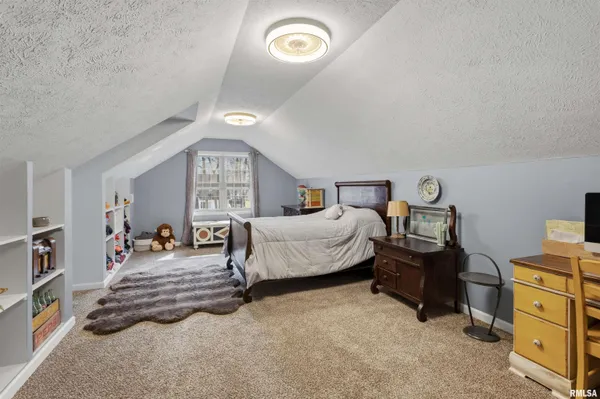 $629,000 | 14715 Followell Drive, Marion, IL 62959