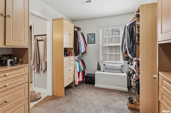 $629,000 | 14715 Followell Drive, Marion, IL 62959