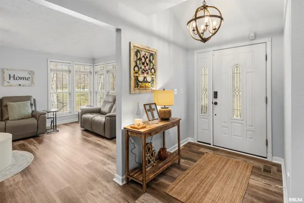 $629,000 | 14715 Followell Drive, Marion, IL 62959