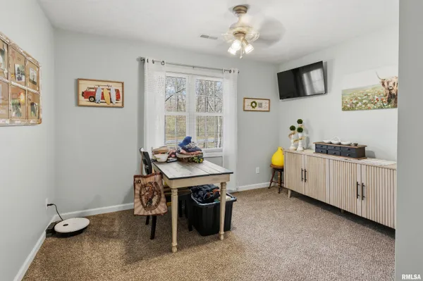 $629,000 | 14715 Followell Drive, Marion, IL 62959