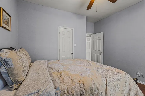 $3,100 | 1531 Pickwick Lane, Denton, TX 76209