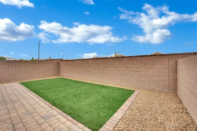$2,395 | 6148 Violet Falls Street, North Las Vegas, NV 89081