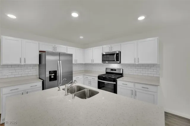 $2,395 | 6148 Violet Falls Street, North Las Vegas, NV 89081