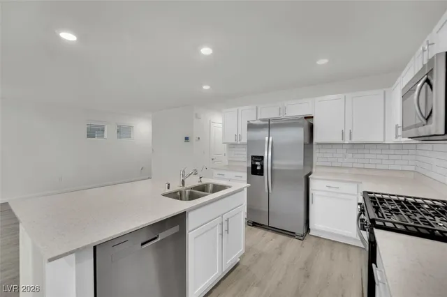 $2,395 | 6148 Violet Falls Street, North Las Vegas, NV 89081