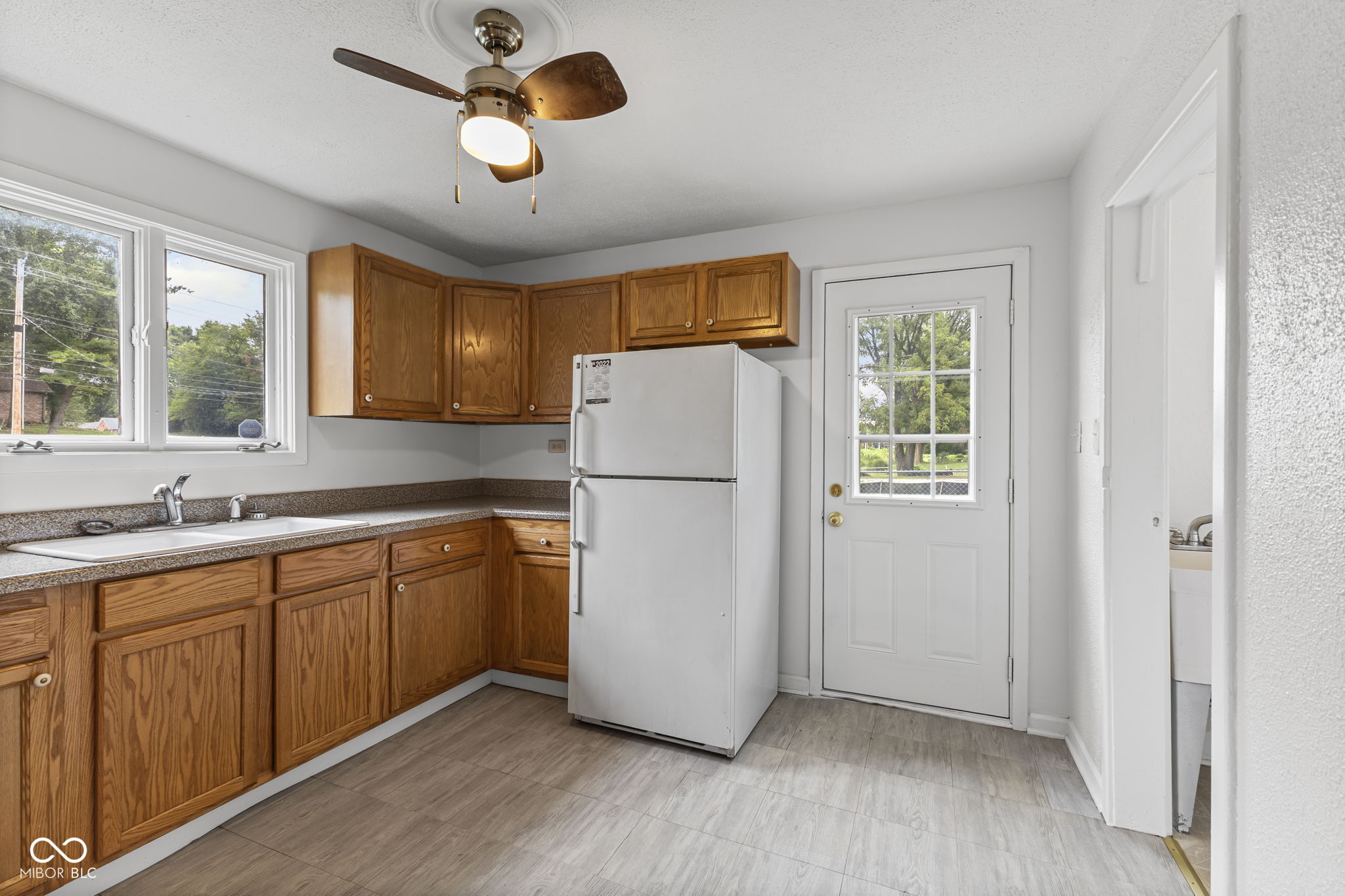 4245 West County Line Road Greenwood, IN 46142 - Photo 14 of 26 Gallery Image 14