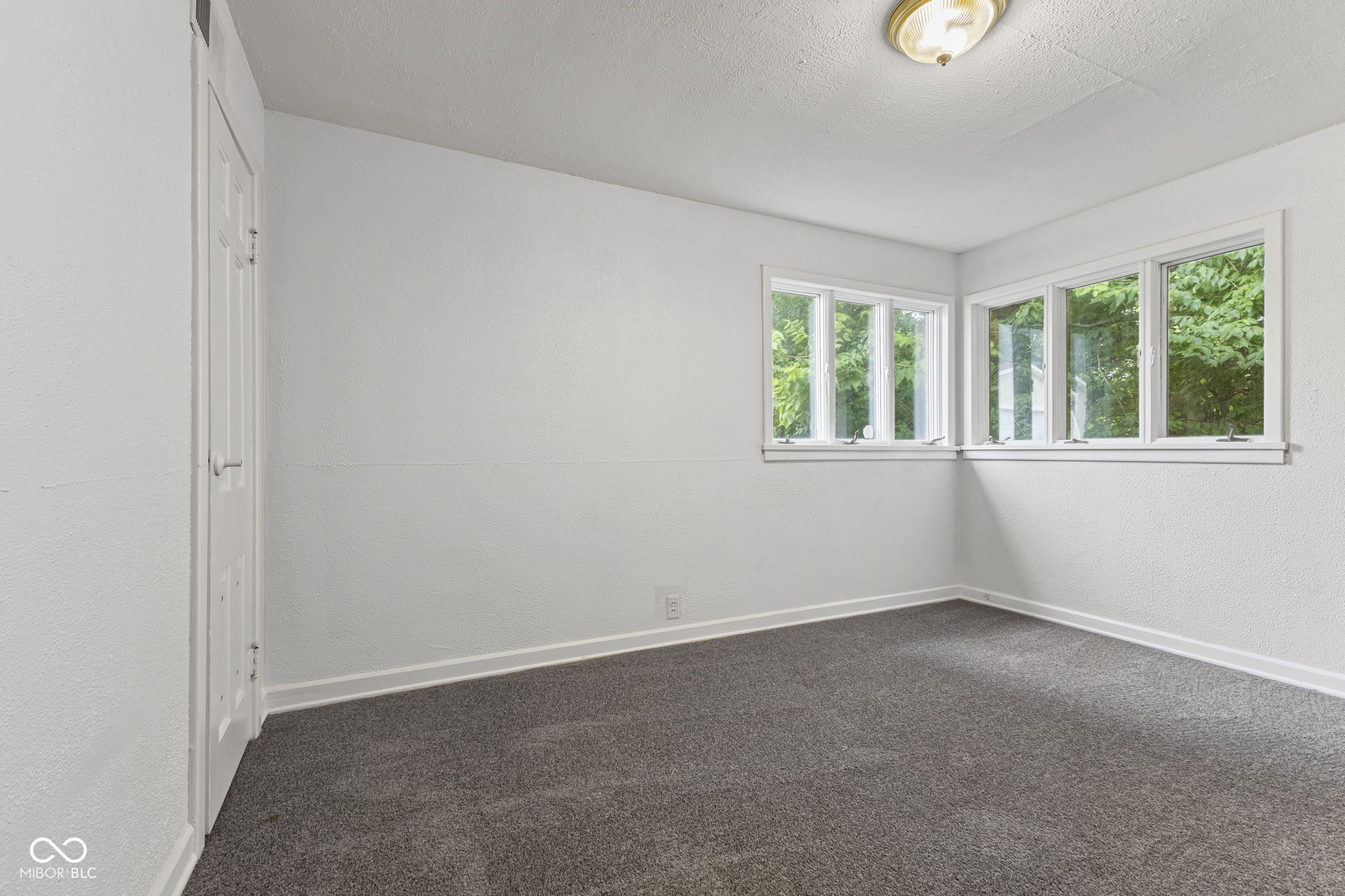 4245 West County Line Road Greenwood, IN 46142 - Photo 18 of 26 Gallery Image 18