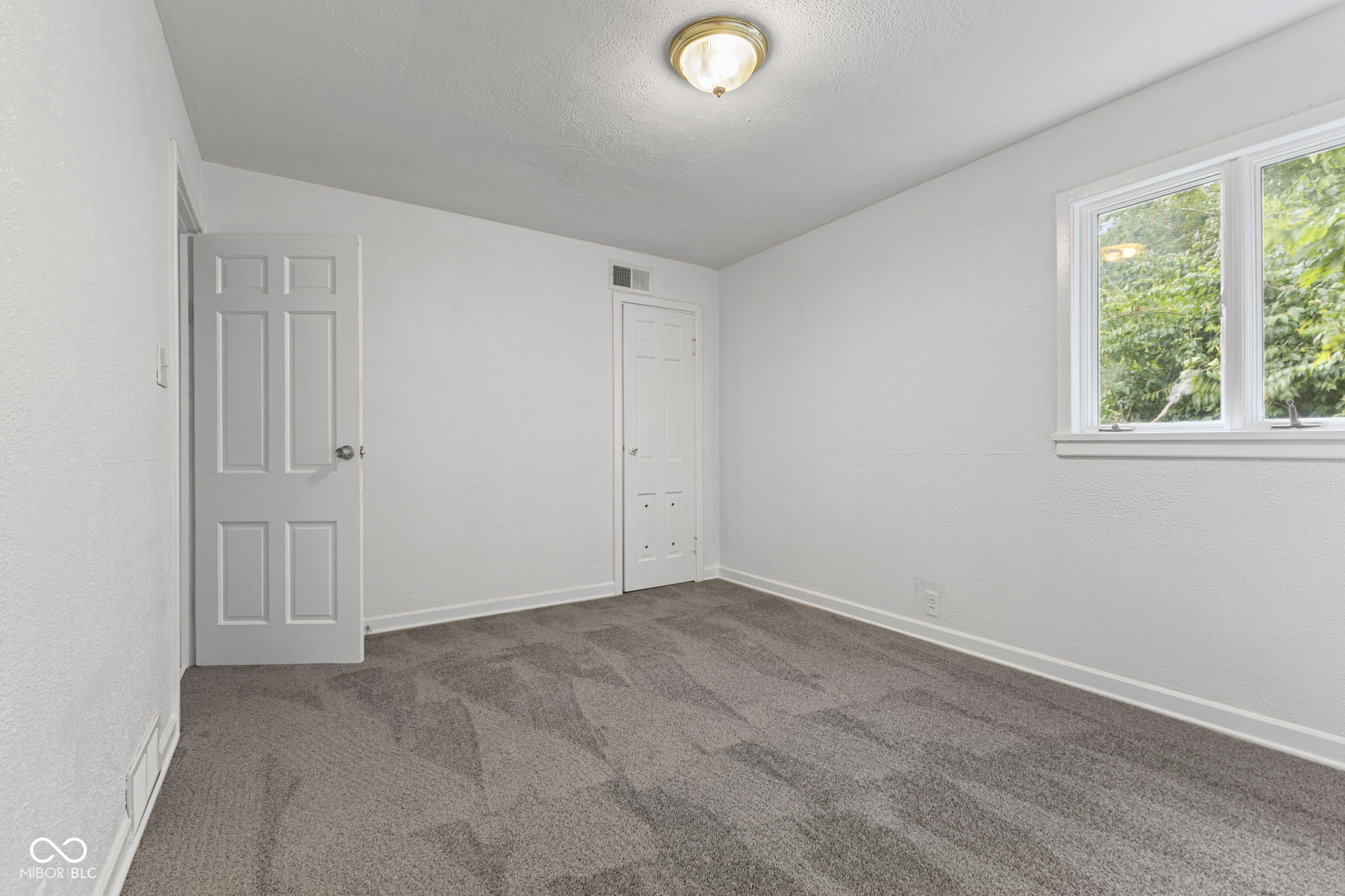4245 West County Line Road Greenwood, IN 46142 - Photo 20 of 26 Gallery Image 20