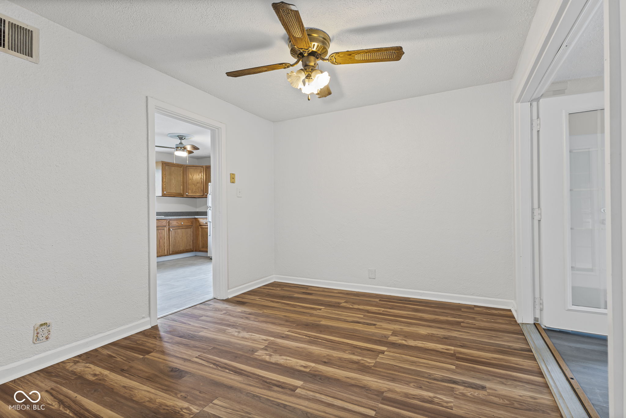 4245 West County Line Road Greenwood, IN 46142 - Photo 8 of 26 Gallery Image 8