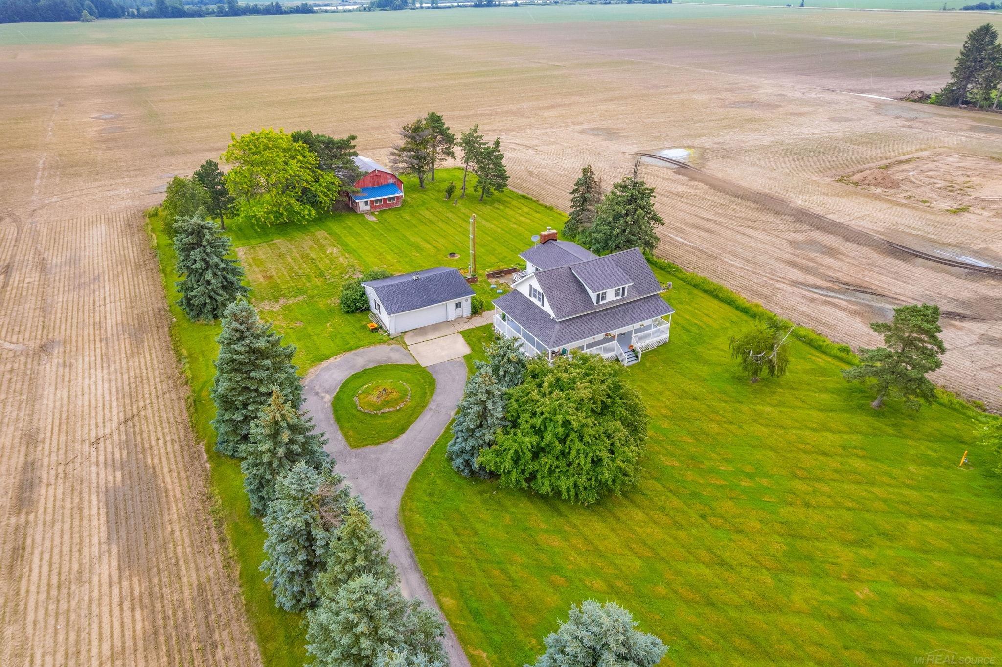 2255 Sanilac Road Carsonville, MI 48419 - Photo 8 of 48