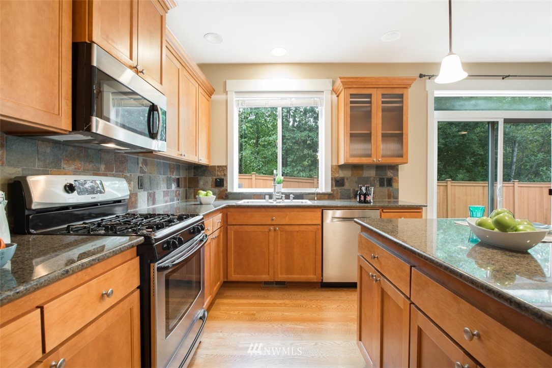 17019 16th Drive Southeast Bothell, WA 98012 - Photo 8 of 25