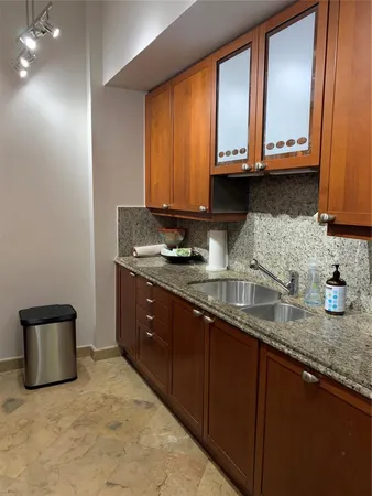 $6,500 | Undisclosed Address, Hillsboro Beach, FL 33062