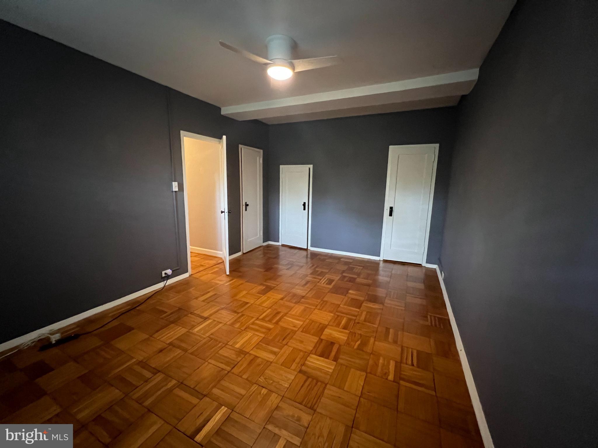 3222 Wellington Road Alexandria, VA 22302 - Photo 25 of 45 Primary bedroom