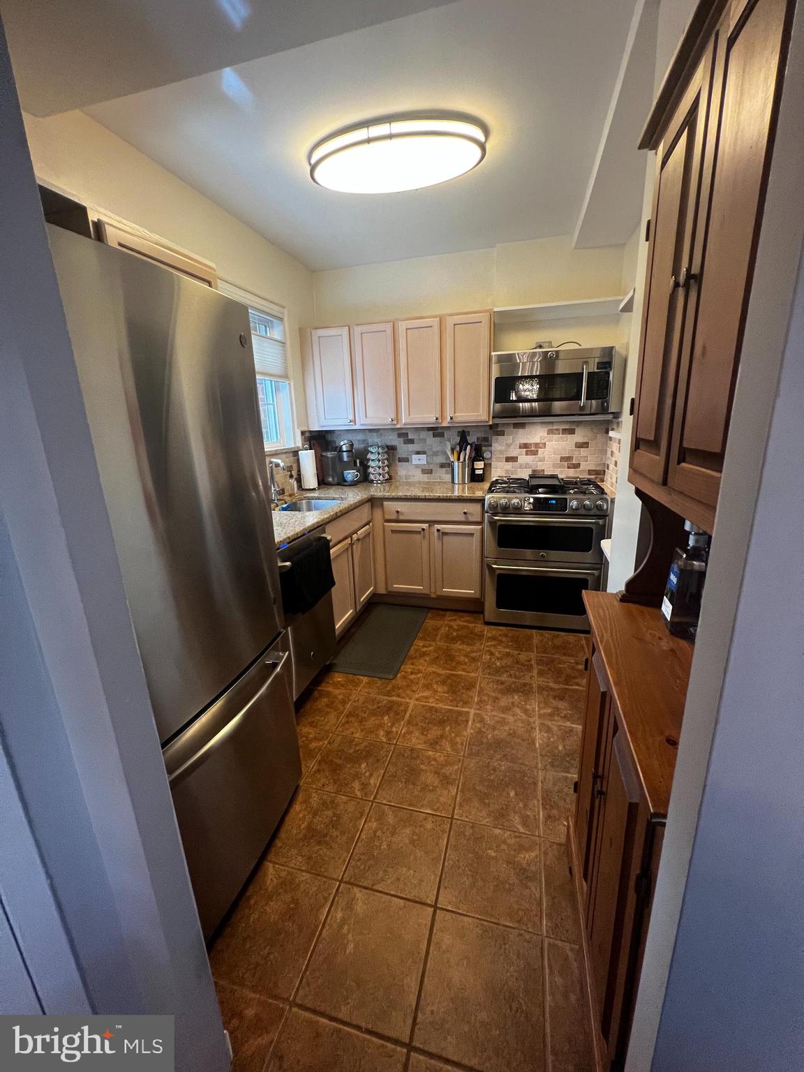 3222 Wellington Road Alexandria, VA 22302 - Photo 9 of 45 Pantry