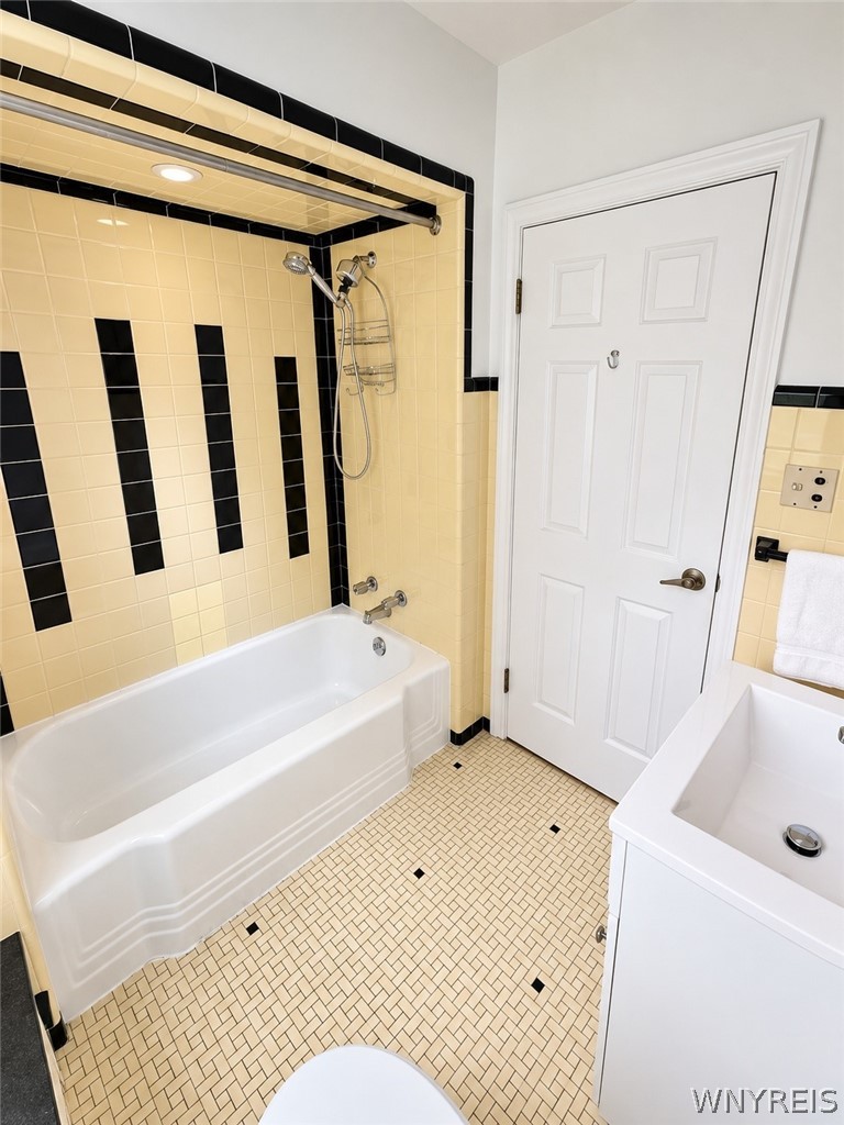 1481 Quaker Road Orchard Park, NY 14127 - Photo 35 of 48 Gallery Image 35