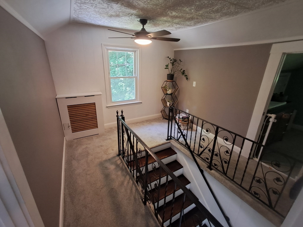 116 Parker Road Wakefield, MA 01880 - Photo 15 of 31
