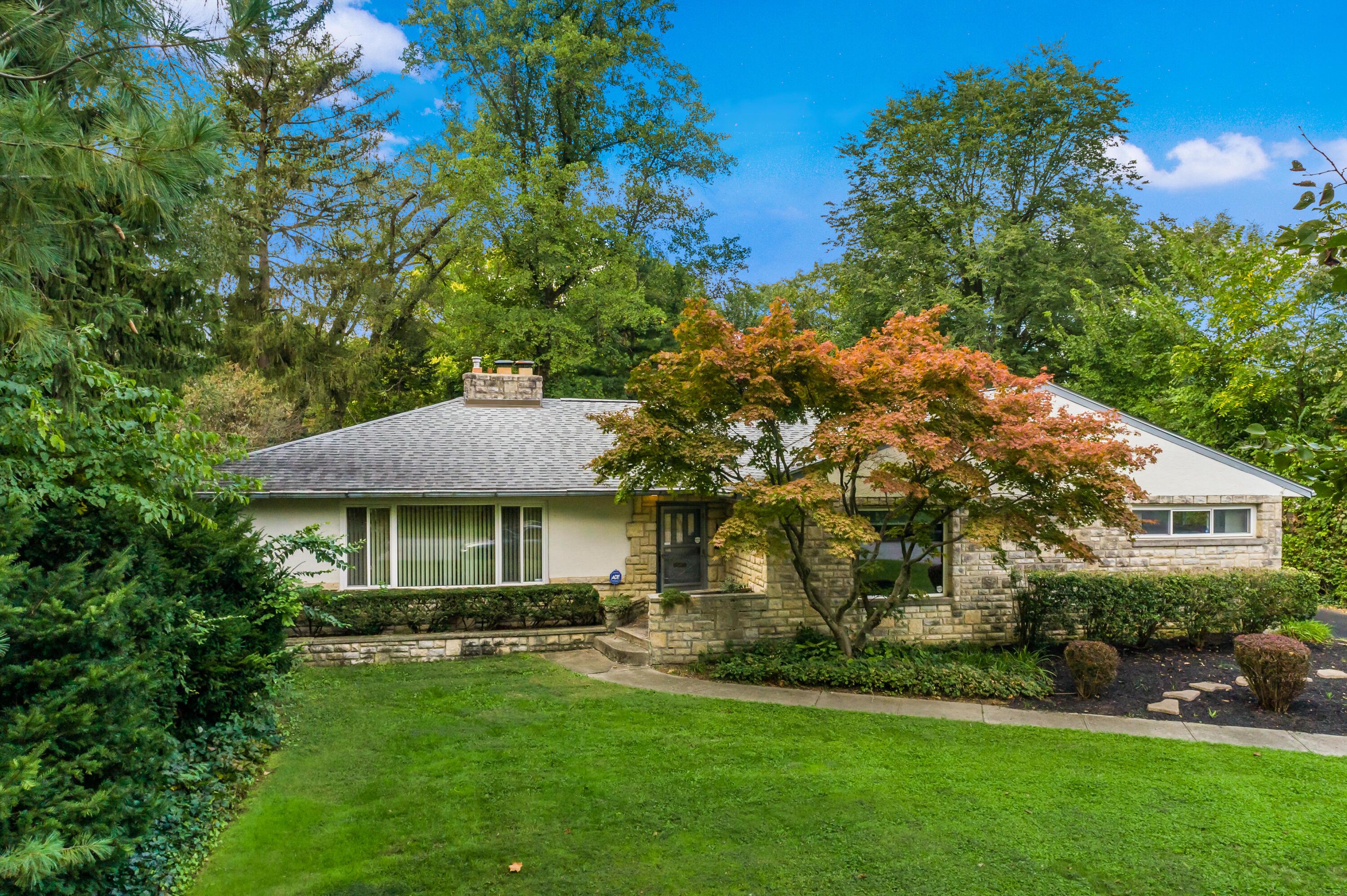 327 South Harding Road Columbus, OH 43209 - Photo 47 of 52 052_912e_W S Harding Rd-003-2