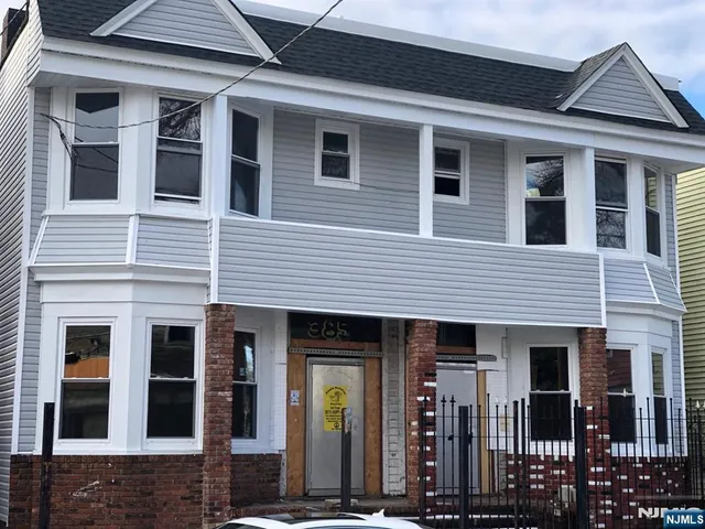 $899,999 | 385 South 20th Street, Newark, NJ 07103