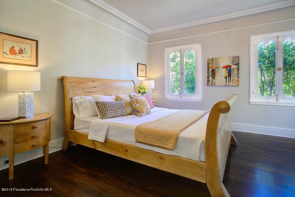 1275 New York Drive Altadena, CA 91001 - Photo 12 of 41 1275_New York Dr._027