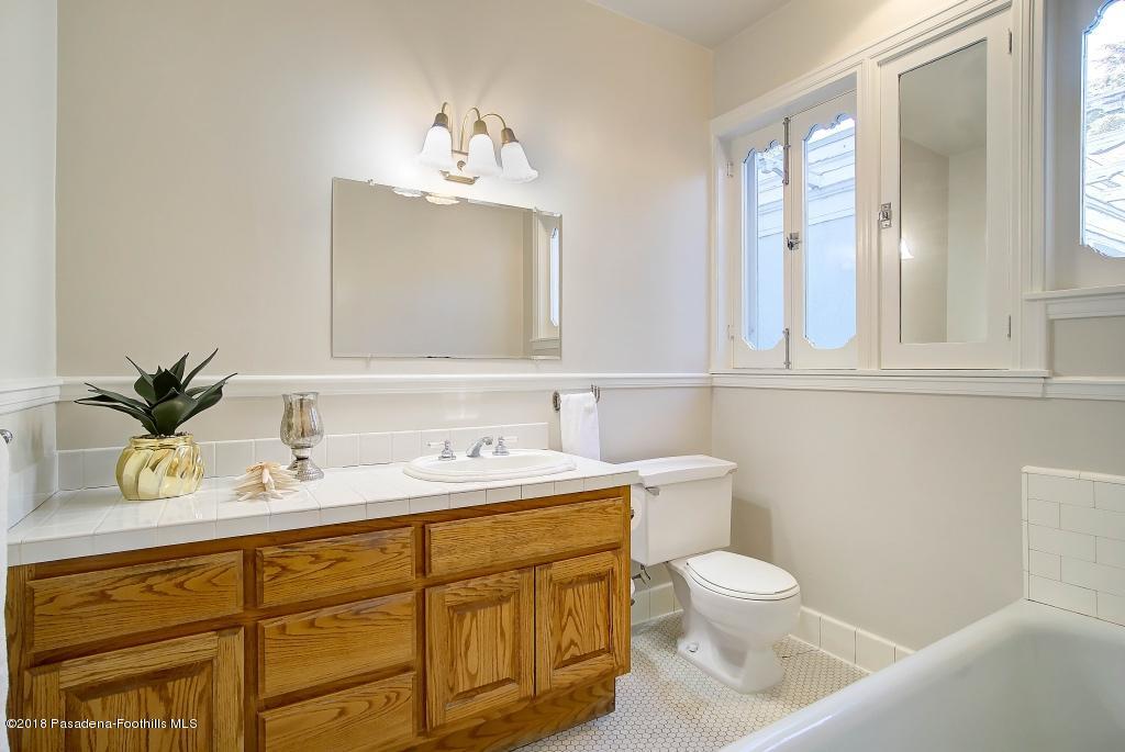 1275 New York Drive Altadena, CA 91001 - Photo 15 of 41 1275_New York Dr._021