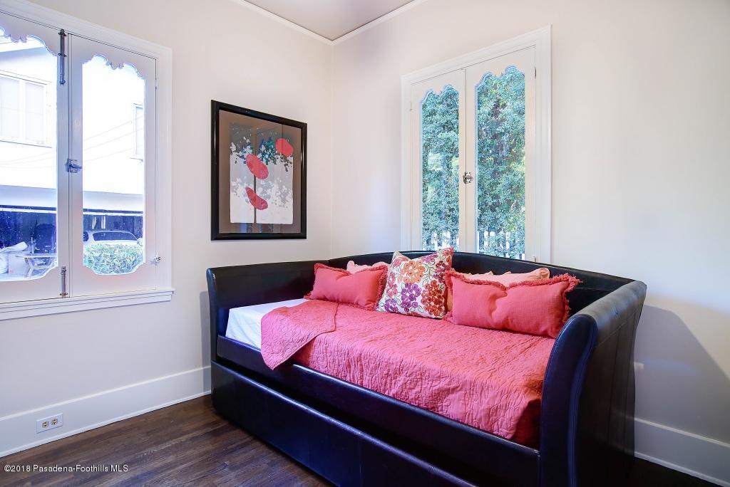 1275 New York Drive Altadena, CA 91001 - Photo 22 of 41 1275_New York Dr._026