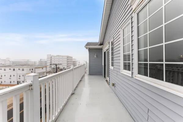 $689,000 | 410 East Lavender Road, Unit 302, Wildwood Crest, NJ 08260