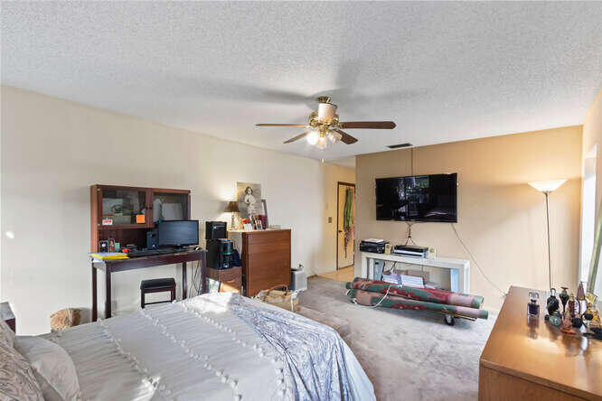 6157 Old Court Road, Unit 126 Boca Raton, FL 33433 - Photo 20 of 33 6157 Old Court Rd Apt 126 Boca-small-019