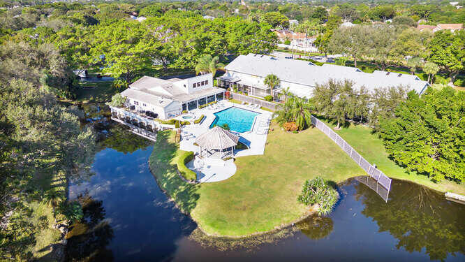 6157 Old Court Road, Unit 126 Boca Raton, FL 33433 - Photo 32 of 33 6157 Old Court Rd Apt 126 Boca-small-032