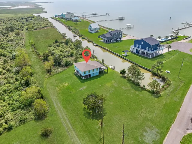 a view of a outdoor space