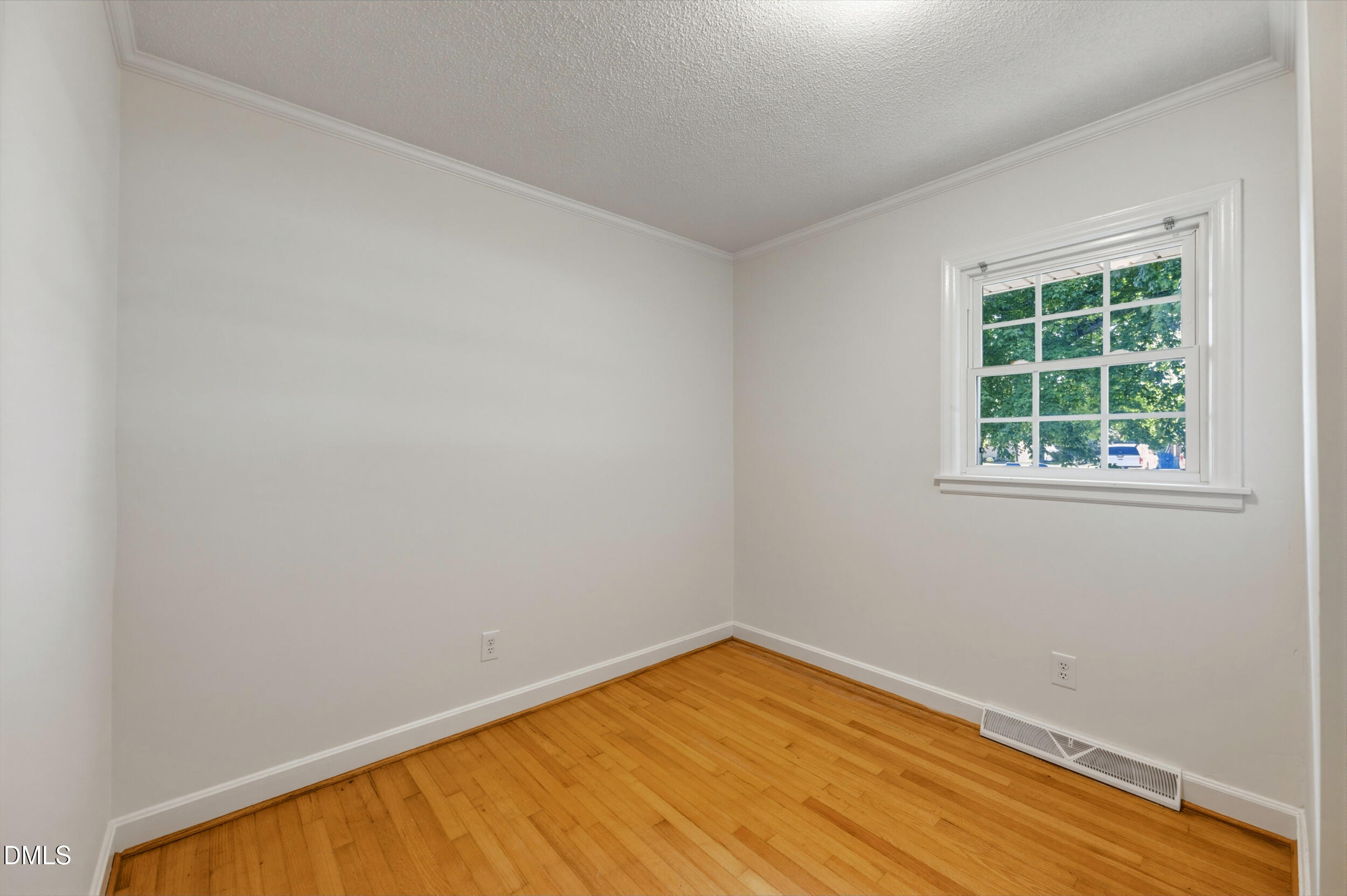 209 North Wilkins Road Haw River, NC 27258 - Photo 14 of 28 14 -209 n wilkins rd, interior
