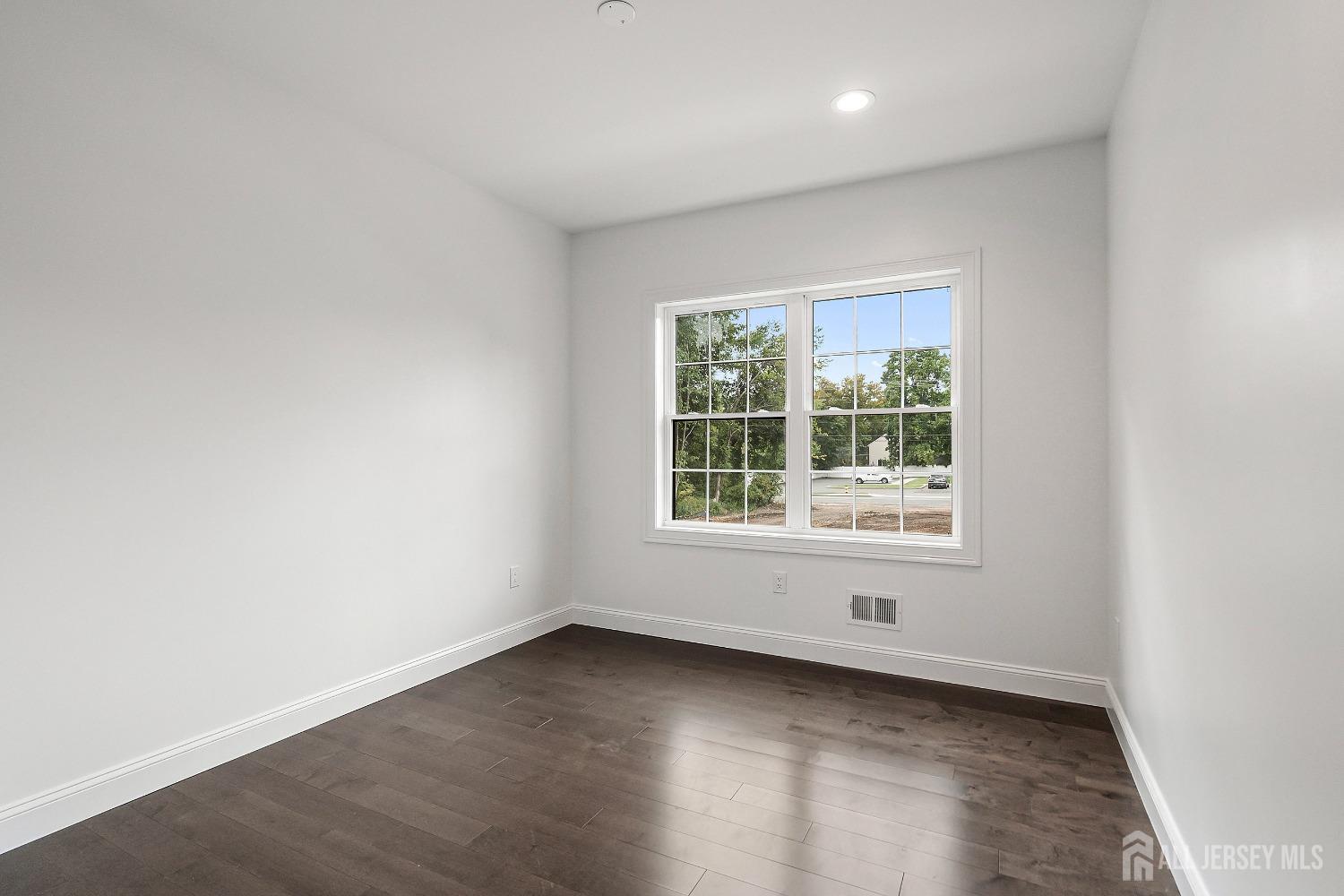 157 Texas Road Morganville, NJ 07751 - Photo 25 of 36