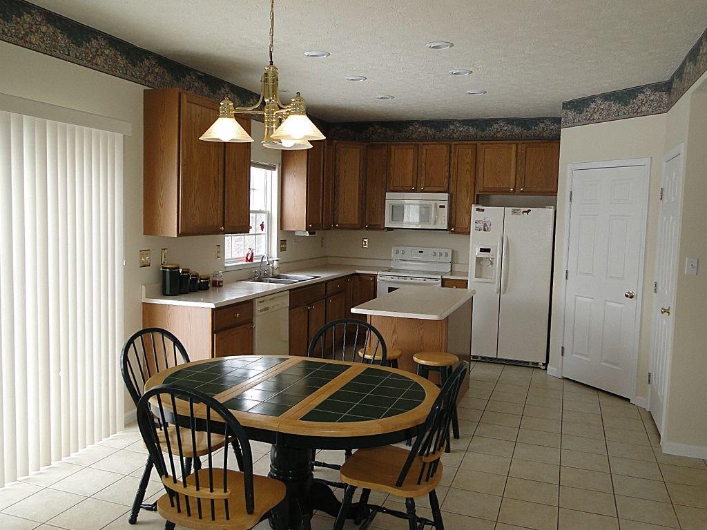 17 Hickory Grade Road Cecil, PA 15321 - Photo 11 of 25 KITCHEN