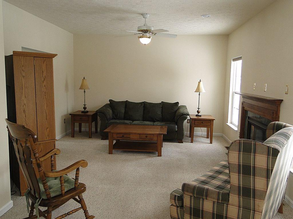 17 Hickory Grade Road Cecil, PA 15321 - Photo 14 of 25 FAMILY ROOM