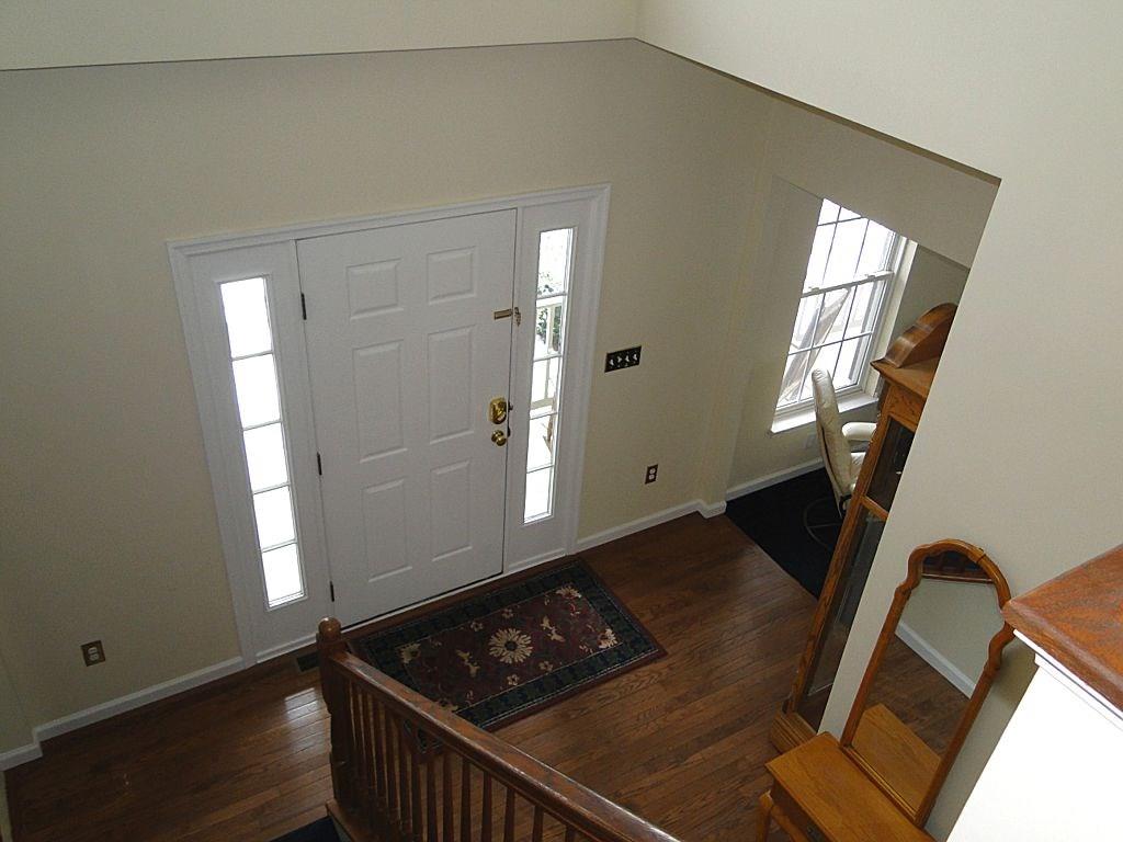 17 Hickory Grade Road Cecil, PA 15321 - Photo 4 of 25 FOYER