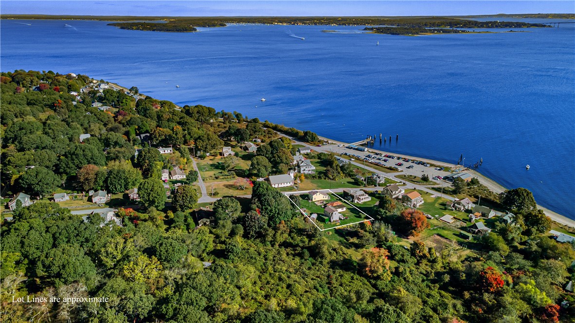 28 Pier Road Portsmouth, RI 02872 - Photo 1 of 24
