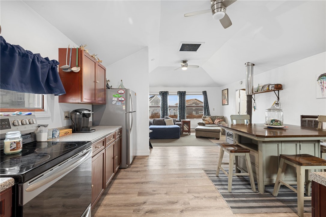 28 Pier Road Portsmouth, RI 02872 - Photo 14 of 24