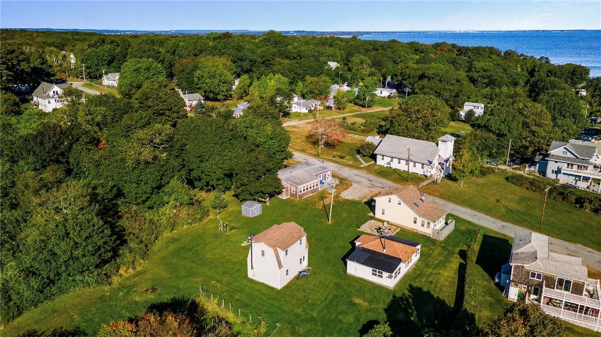 28 Pier Road Portsmouth, RI 02872 - Photo 6 of 24