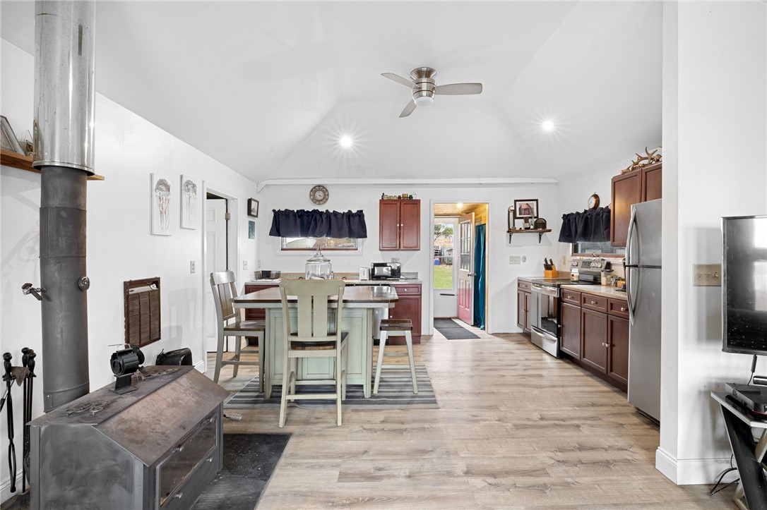 28 Pier Road Portsmouth, RI 02872 - Photo 10 of 24