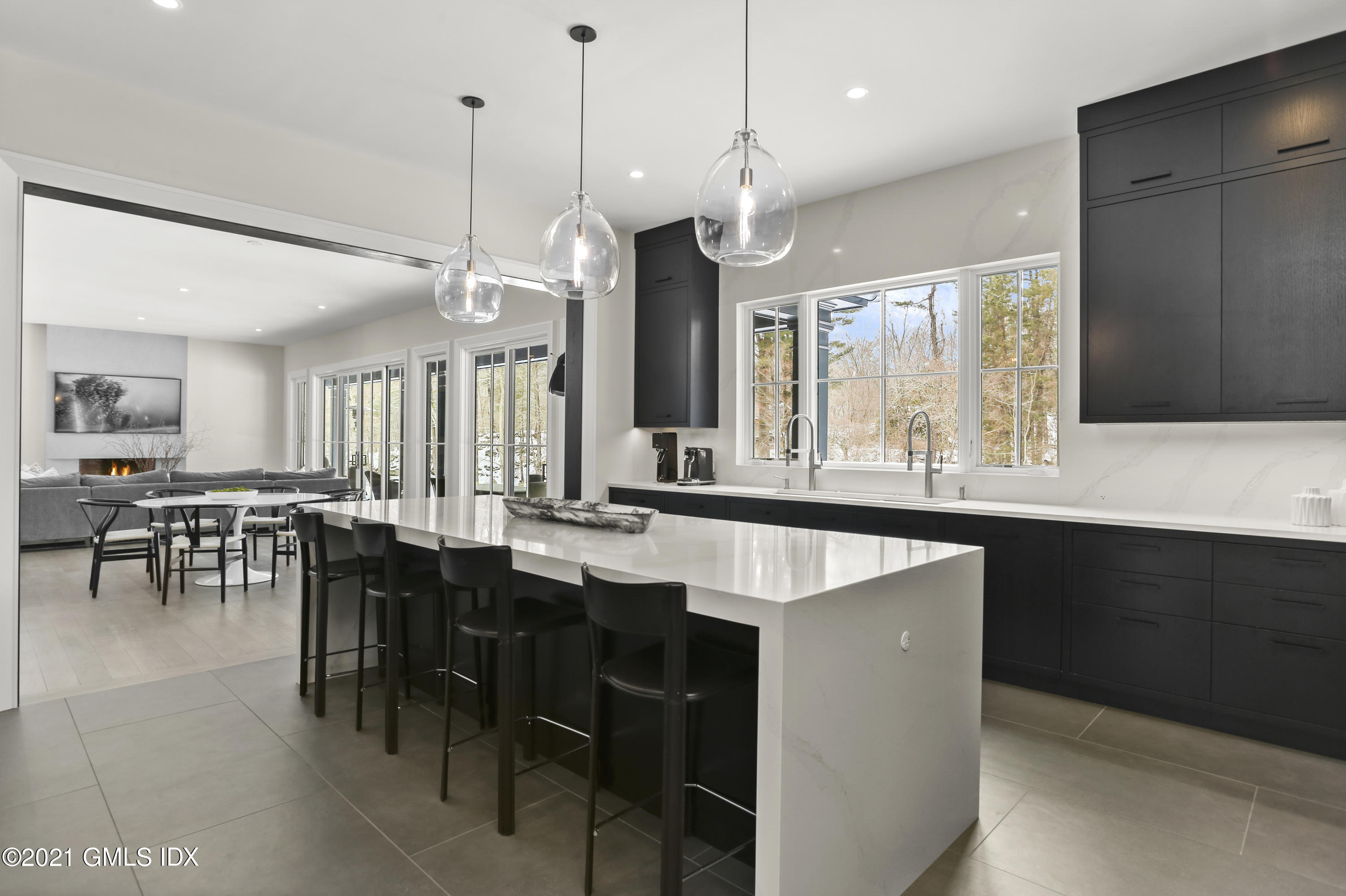 27 Pecksland Road Greenwich, CT 06831 - Photo 11 of 28 27 Pecksland Rd Greenwich CT-print-022-0