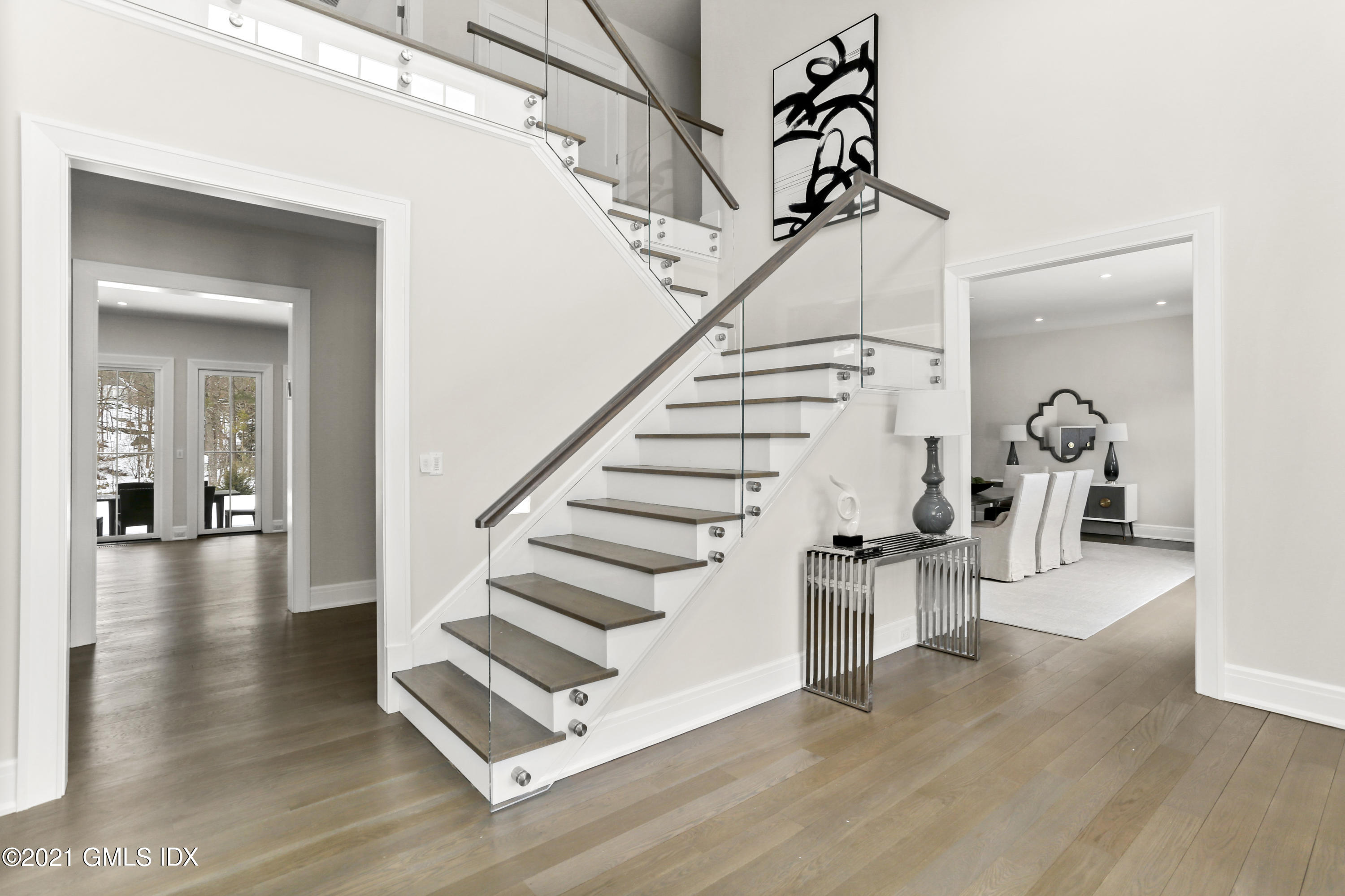27 Pecksland Road Greenwich, CT 06831 - Photo 2 of 28 27 Pecksland Rd Greenwich CT-print-062-0